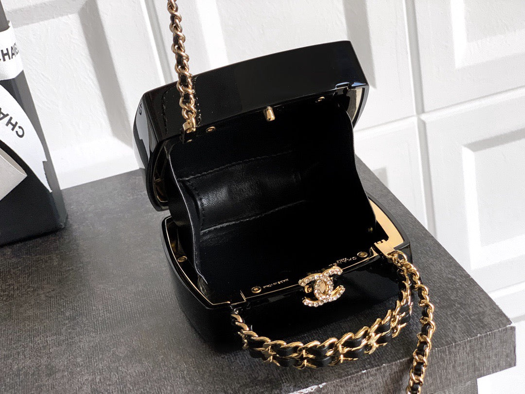 Chan 25B makeup palette bag