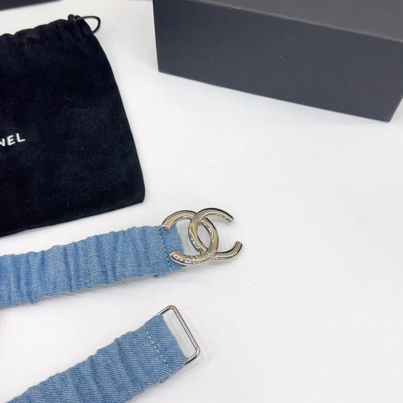 Ch denim belt