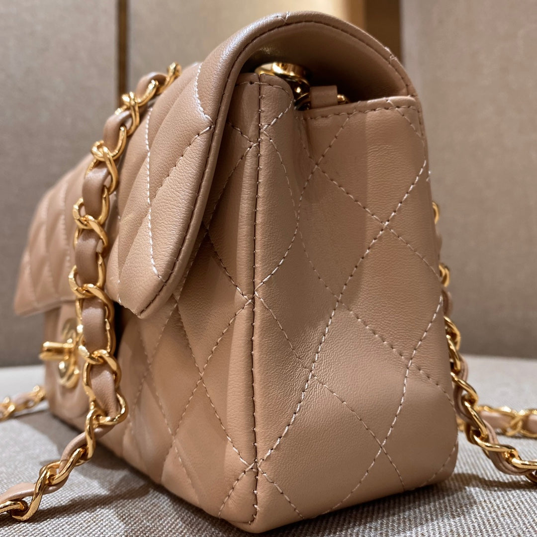 CH MINI CLASSIC HANDBAG 20 Lambskin Chai (Teas)