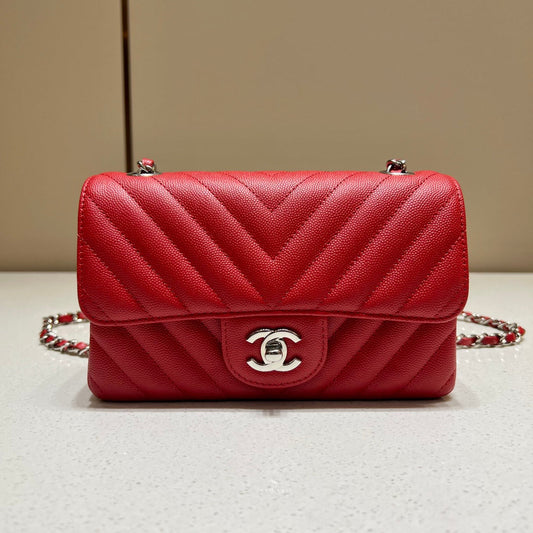CH MINI CLASSIC HANDBAG 20 Small Grained Calfskin V Pattern Red