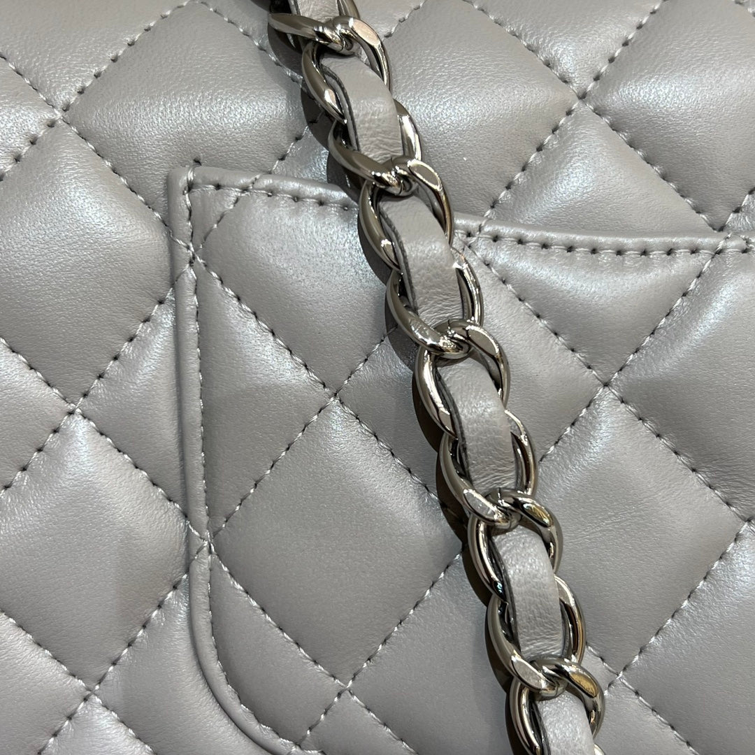 CH MINI CLASSIC HANDBAG 20 Lambskin Dove Gray