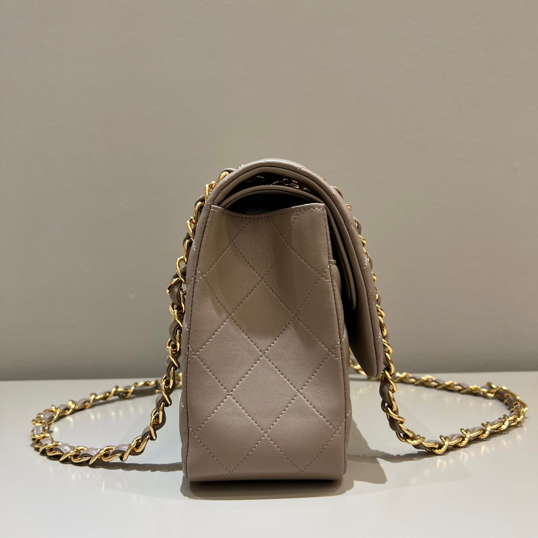 CH LARGE CLASSIC HANDBAG 30 Lambskin Turtledove Gray