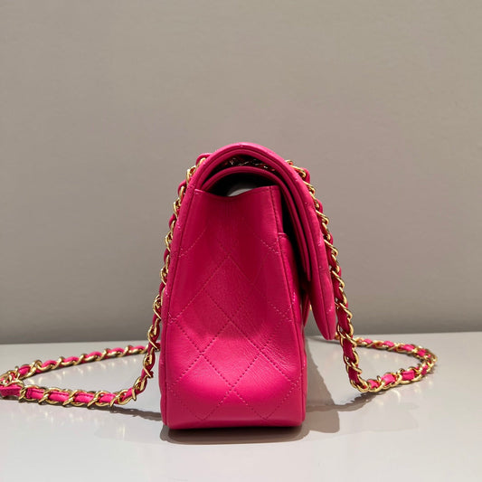 CH LARGE CLASSIC HANDBAG 30 Lambskin Rose Red