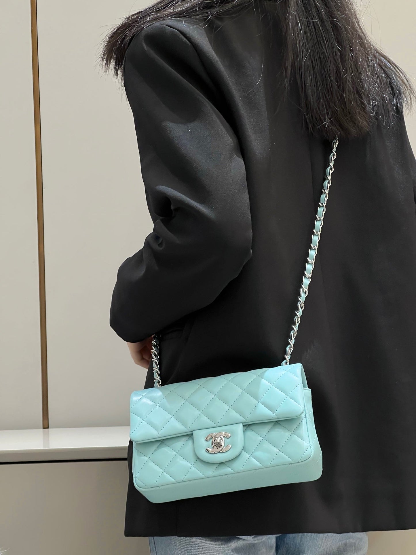 CH MINI CLASSIC HANDBAG 20 Lambskin Tiffany Blue