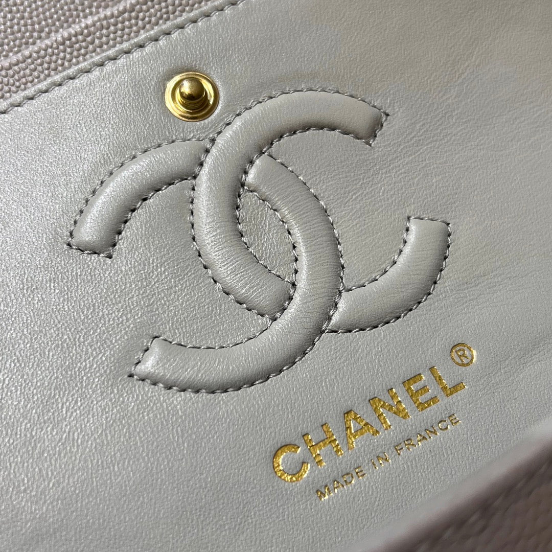 CH SMALL CLASSIC HANDBAG 23 Small Grained Calfskin Elephant Gray
