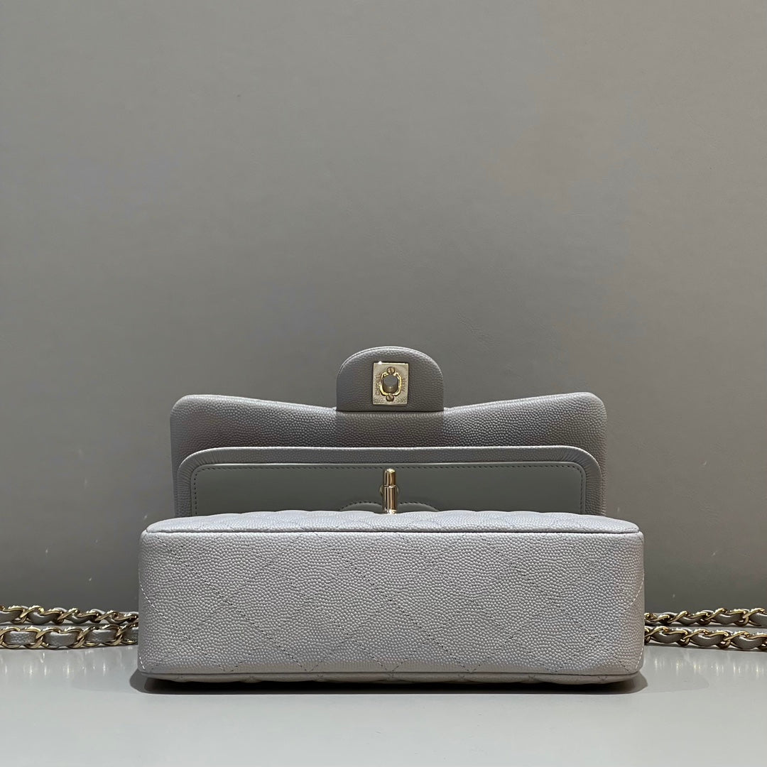 CH SMALL CLASSIC HANDBAG 23 Small Grained Calfskin Elephant Gray