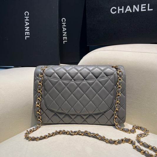 CH LARGE CLASSIC HANDBAG 30 Lambskin High-grade Gray