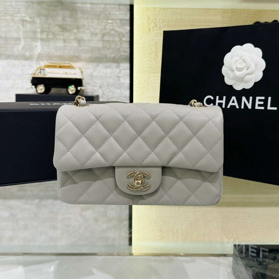 CH MINI CLASSIC HANDBAG 20 Small Grained Calfskin Light Grey