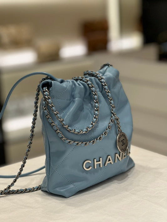 CH Hobo Bags MINI SAC 22