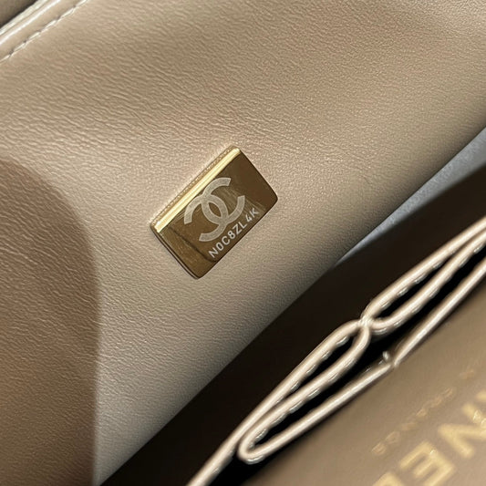 CH CLASSIC 11.12 HANDBAG 25.5 Small Grained Calfskin Chai (Teas)