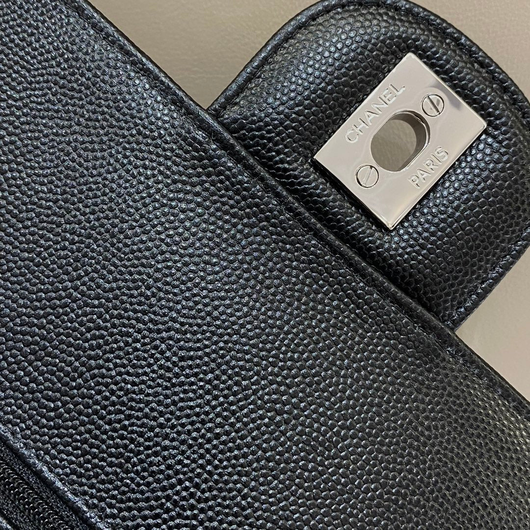 CH CLASSIC 11.12 HANDBAG 25.5 Small Grained Calfskin V Pattern Black
