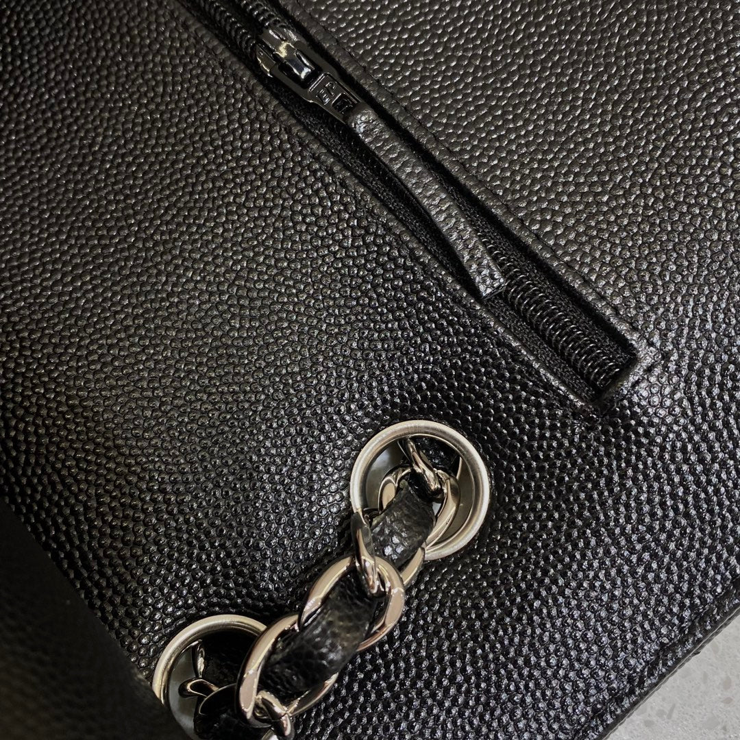 CH CLASSIC 11.12 HANDBAG 25.5 Small Grained Calfskin V Pattern Black