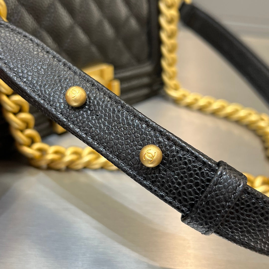 CH SMALL BOY HANDBAG 20 Grained Calfskin Black