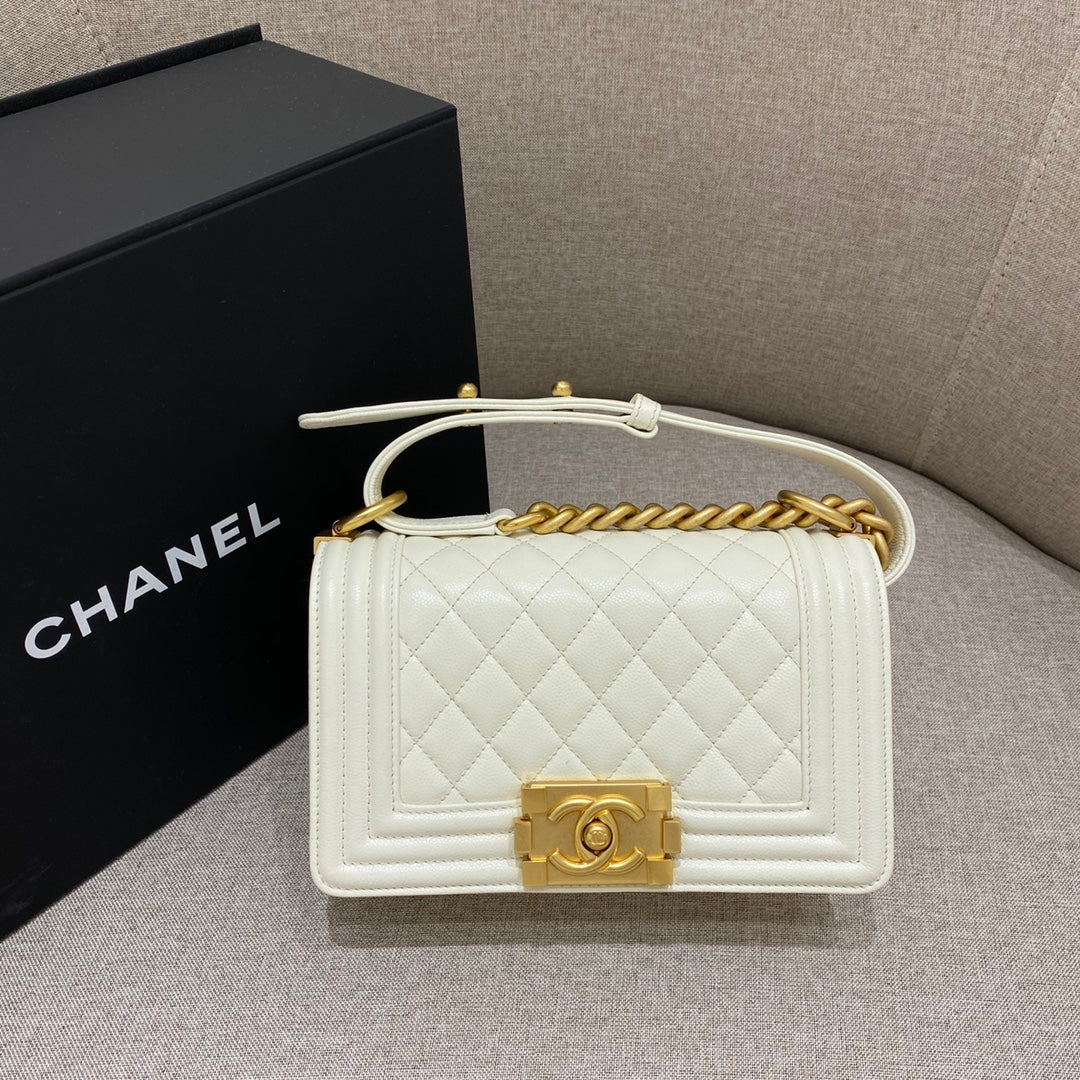 CH SMALL BOY HANDBAG 20 Small Grained Calfskin Ivory White