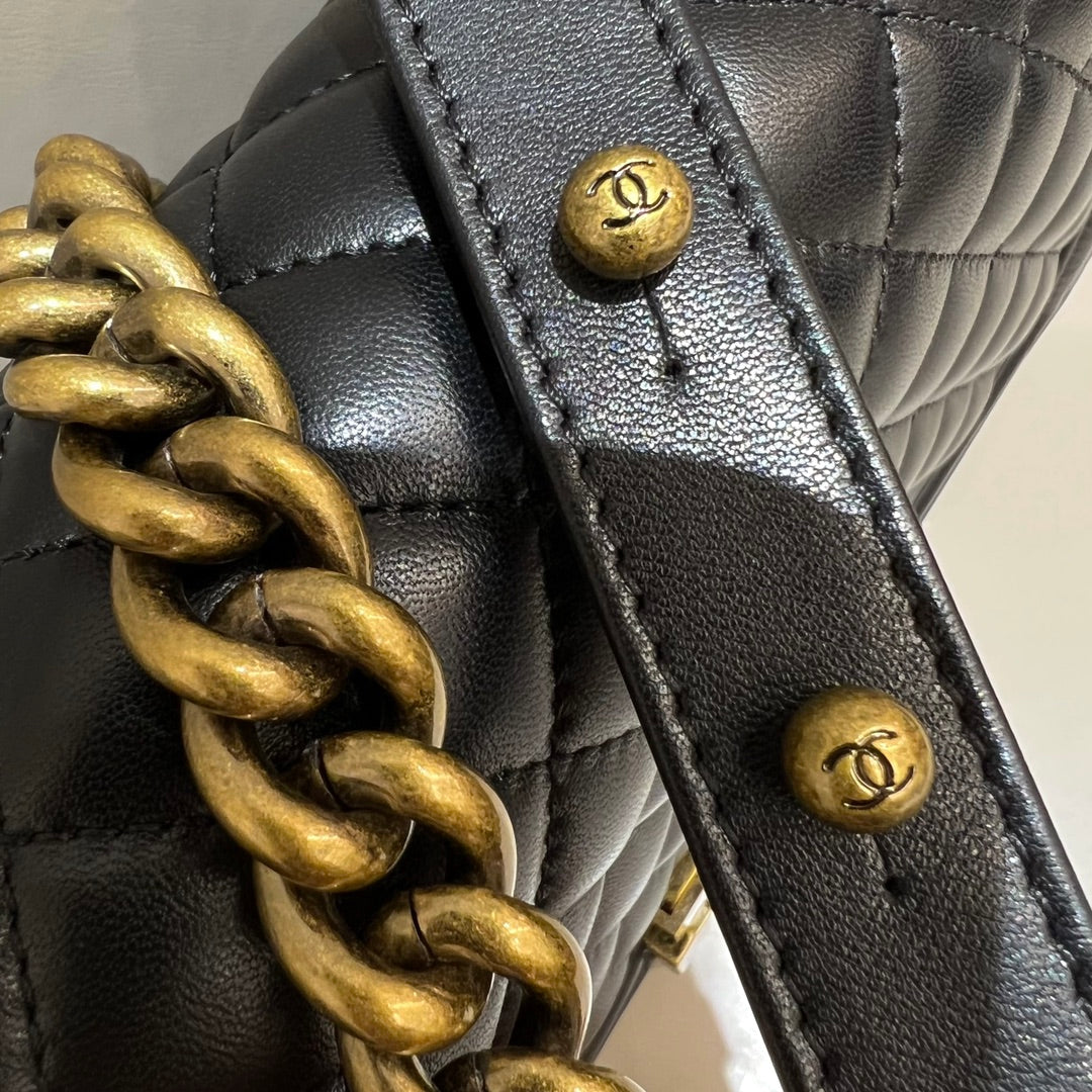 CH BOY HANDBAG 25 Lambskin Black