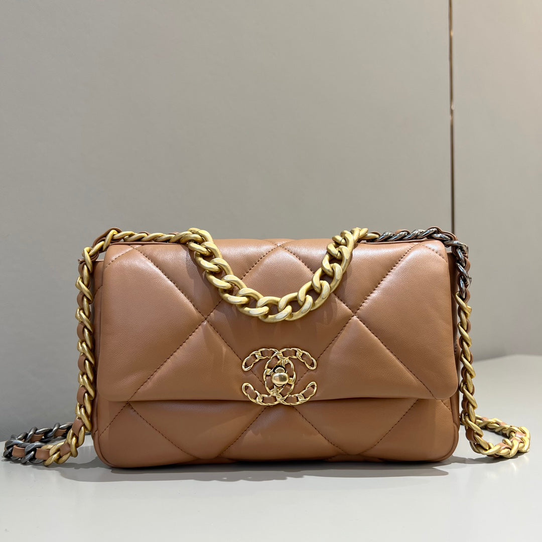 CH 19 HANDBAG 26 Lambskin Gold Brown