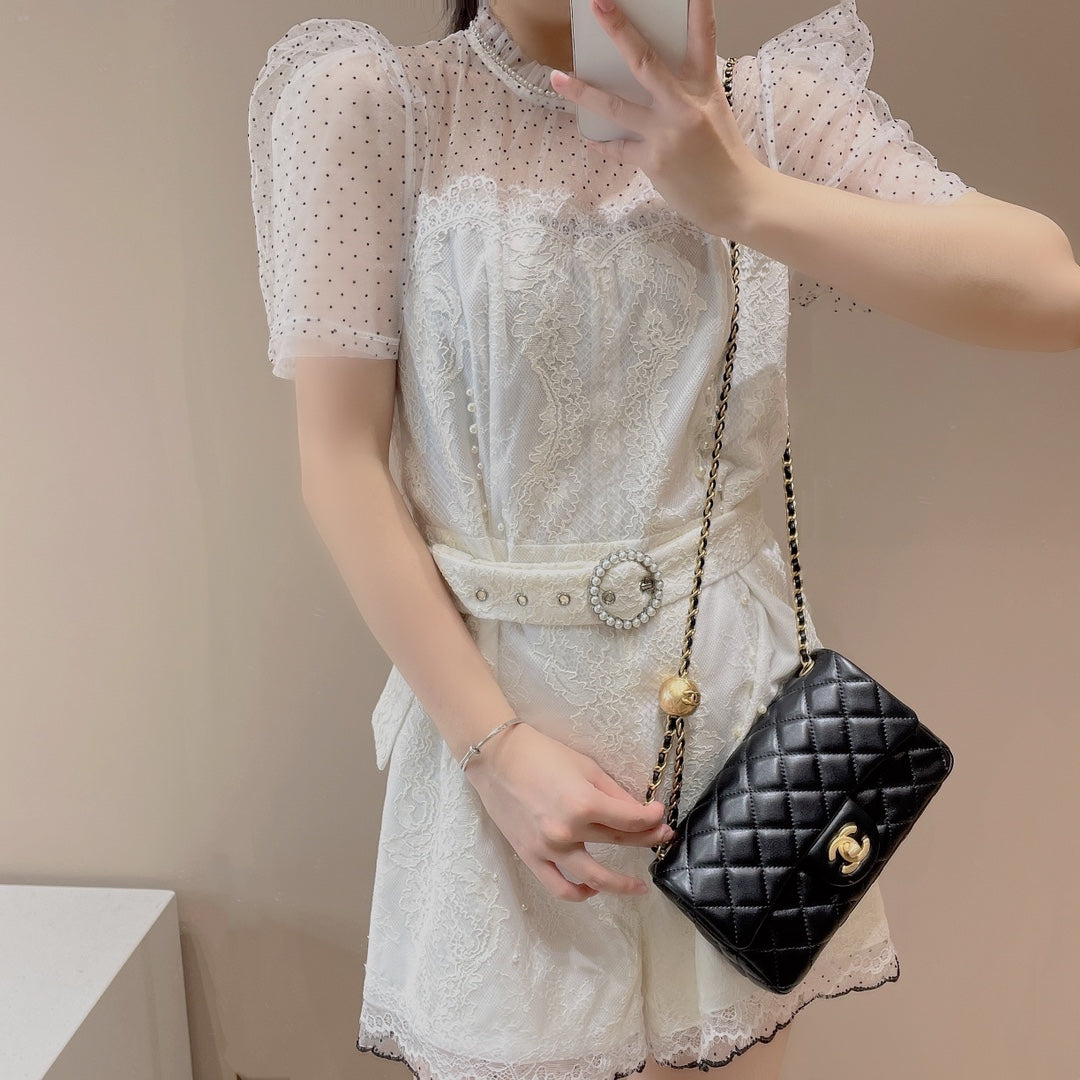 CH CF20 Golden Globe CLASSIC HANDBAG Lambskin Black