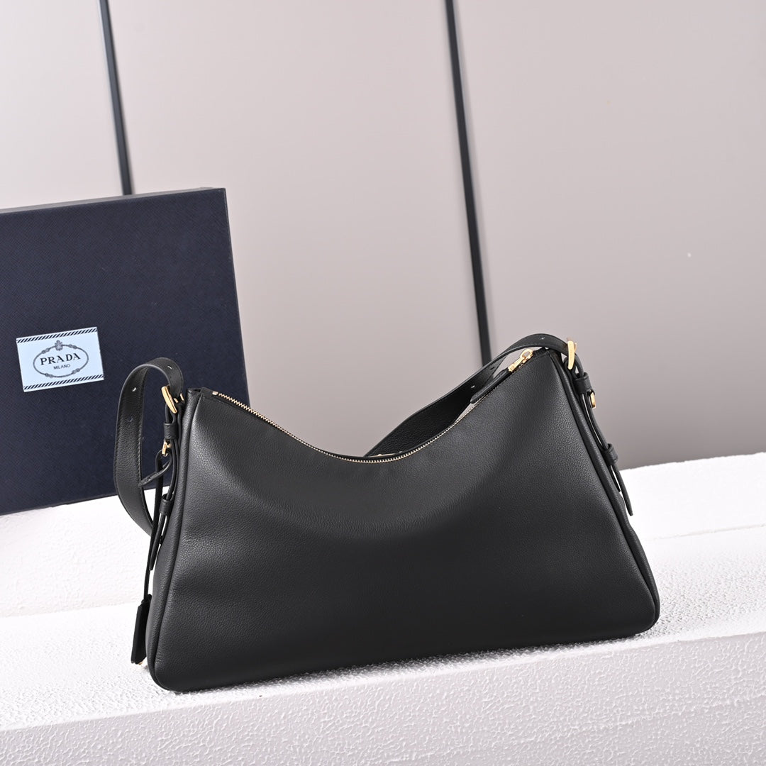PD Aimée large leather shoulder bag