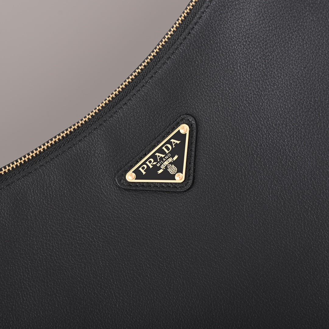 PD Aimée large leather shoulder bag