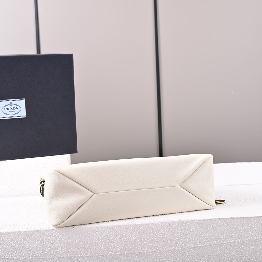 PD Aimée large leather shoulder bag