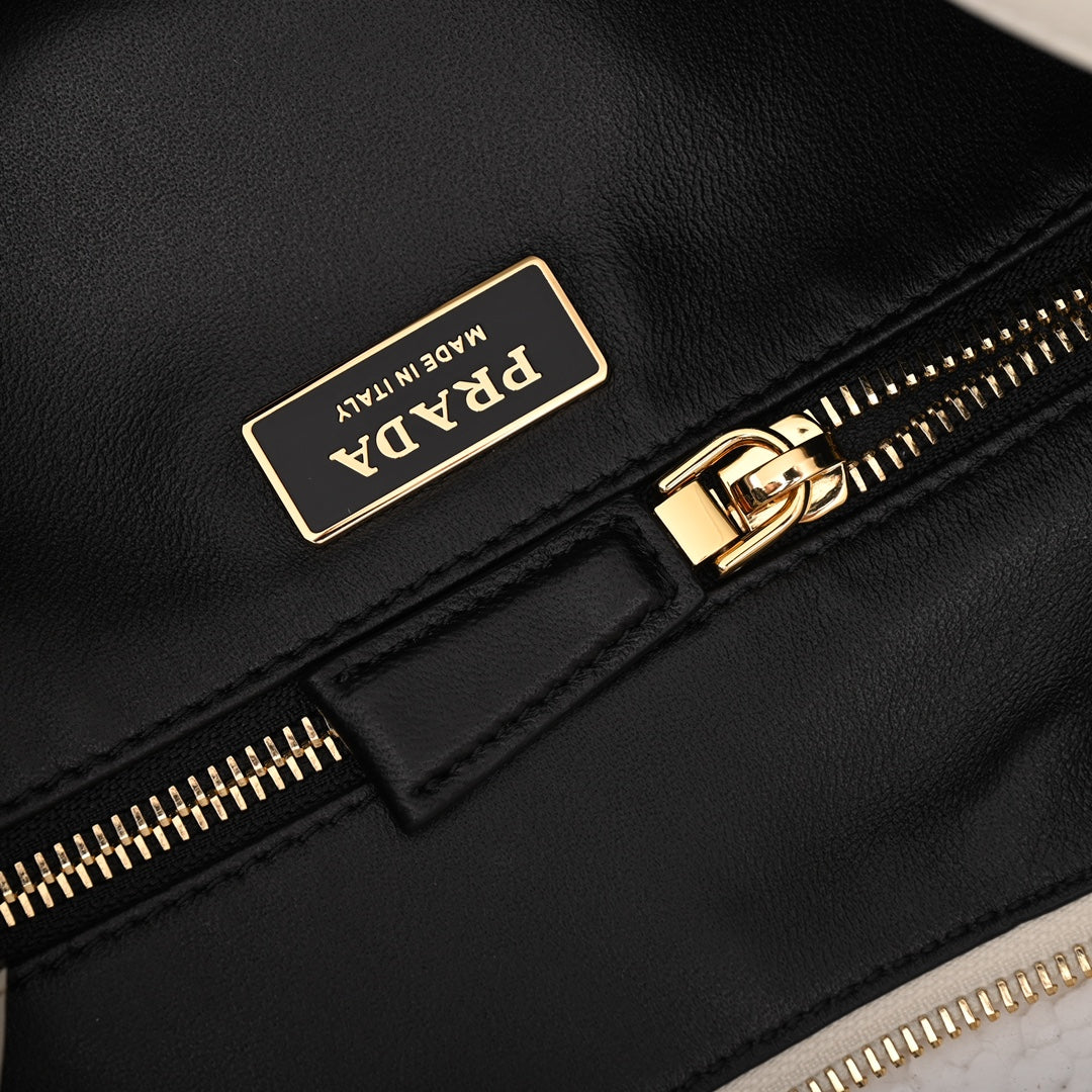 PD Aimée large leather shoulder bag