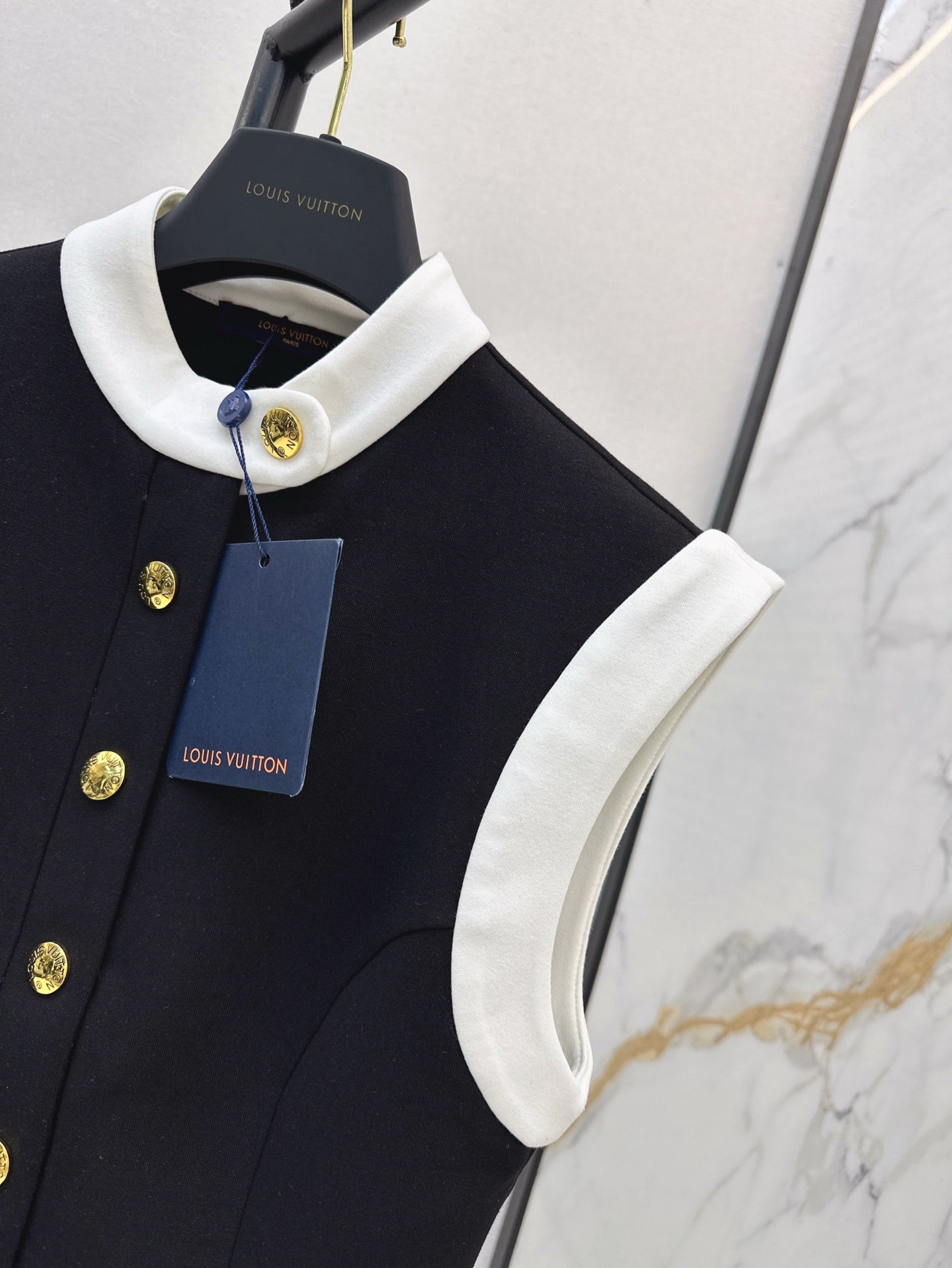 L 25ss vest