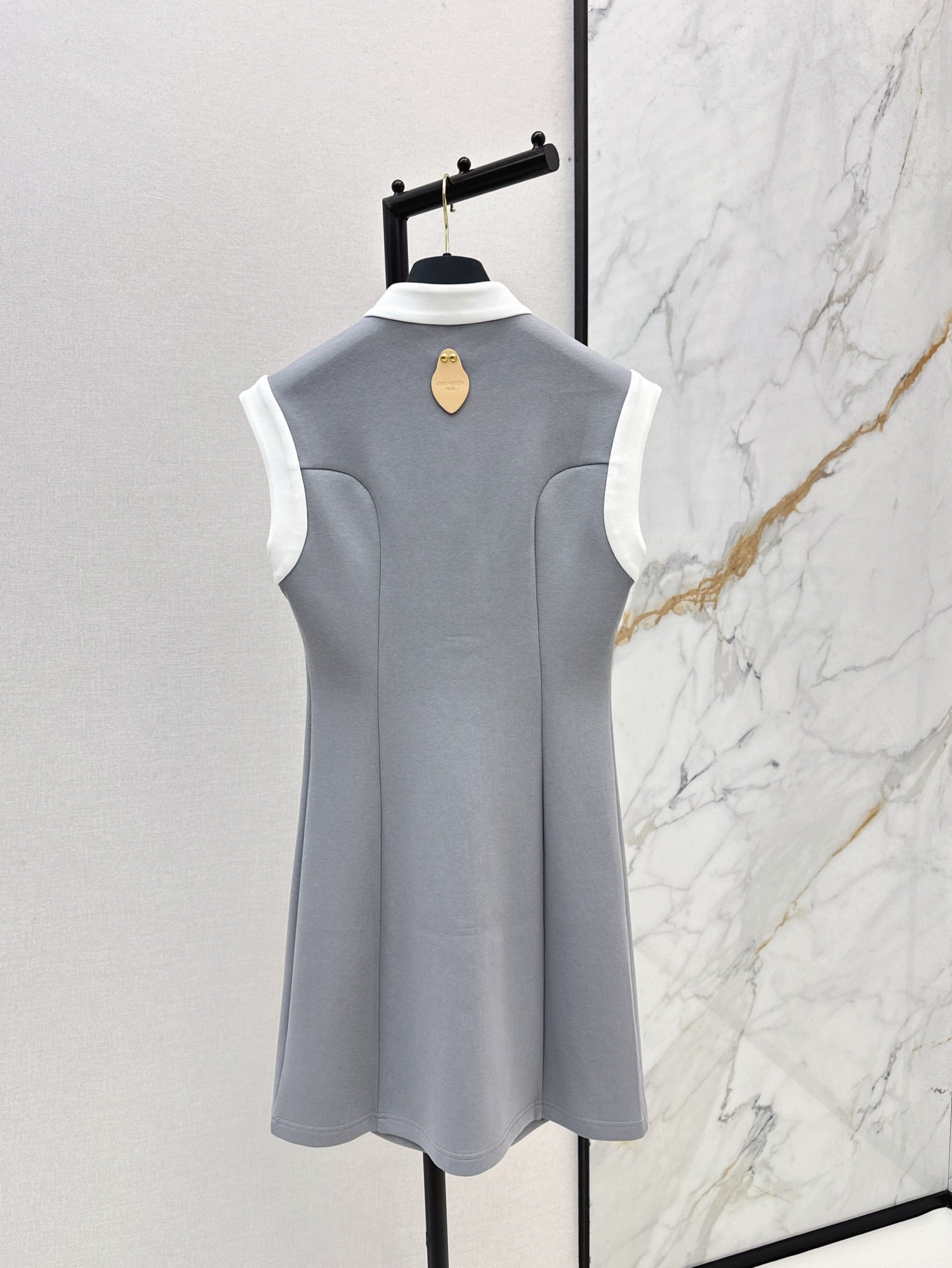 L 25ss sleeveless shirt dress