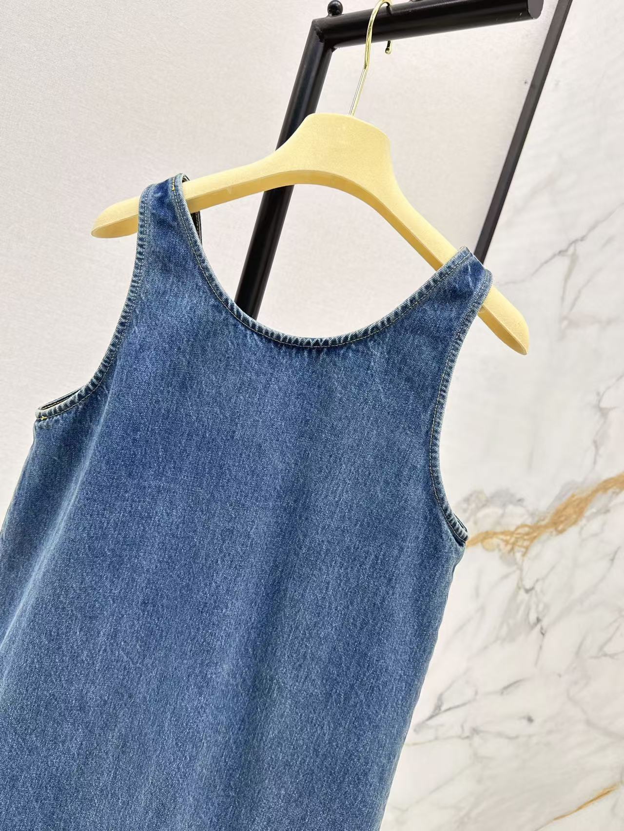 m 25ss denim dress