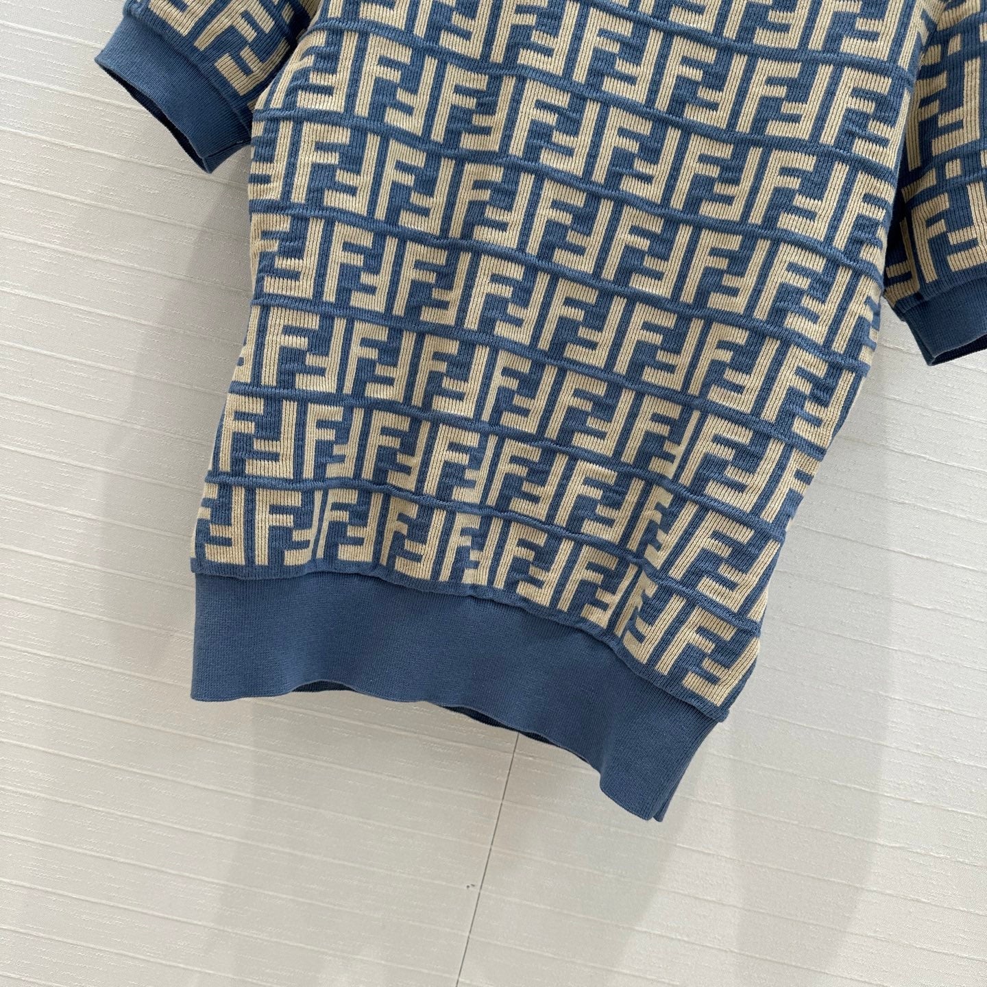 fe 25ss knitted crop t-shirt