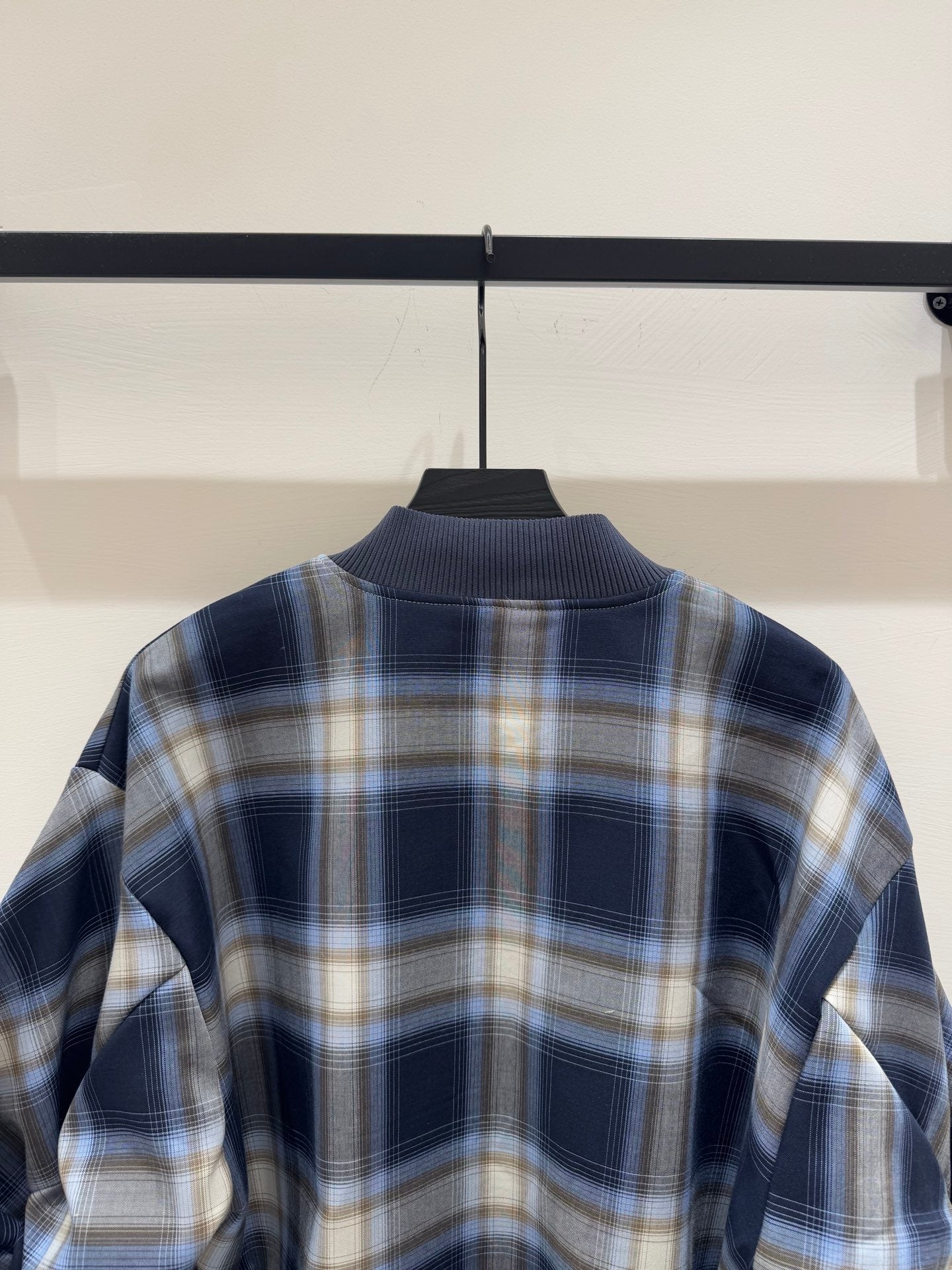 Lo 25ss embroidered jacket
