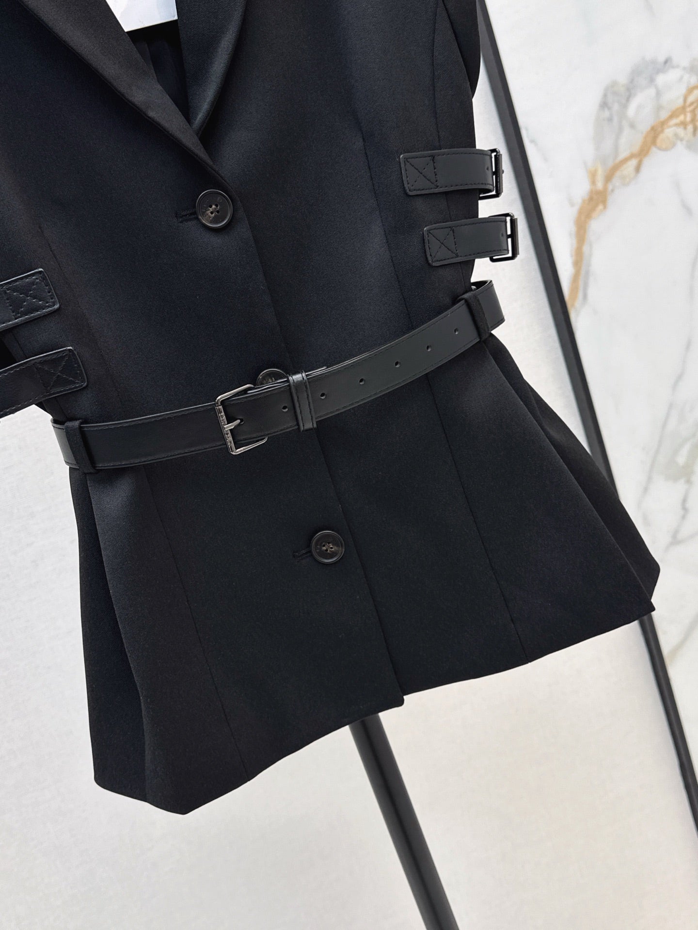 D 25ss sleeveless blazer