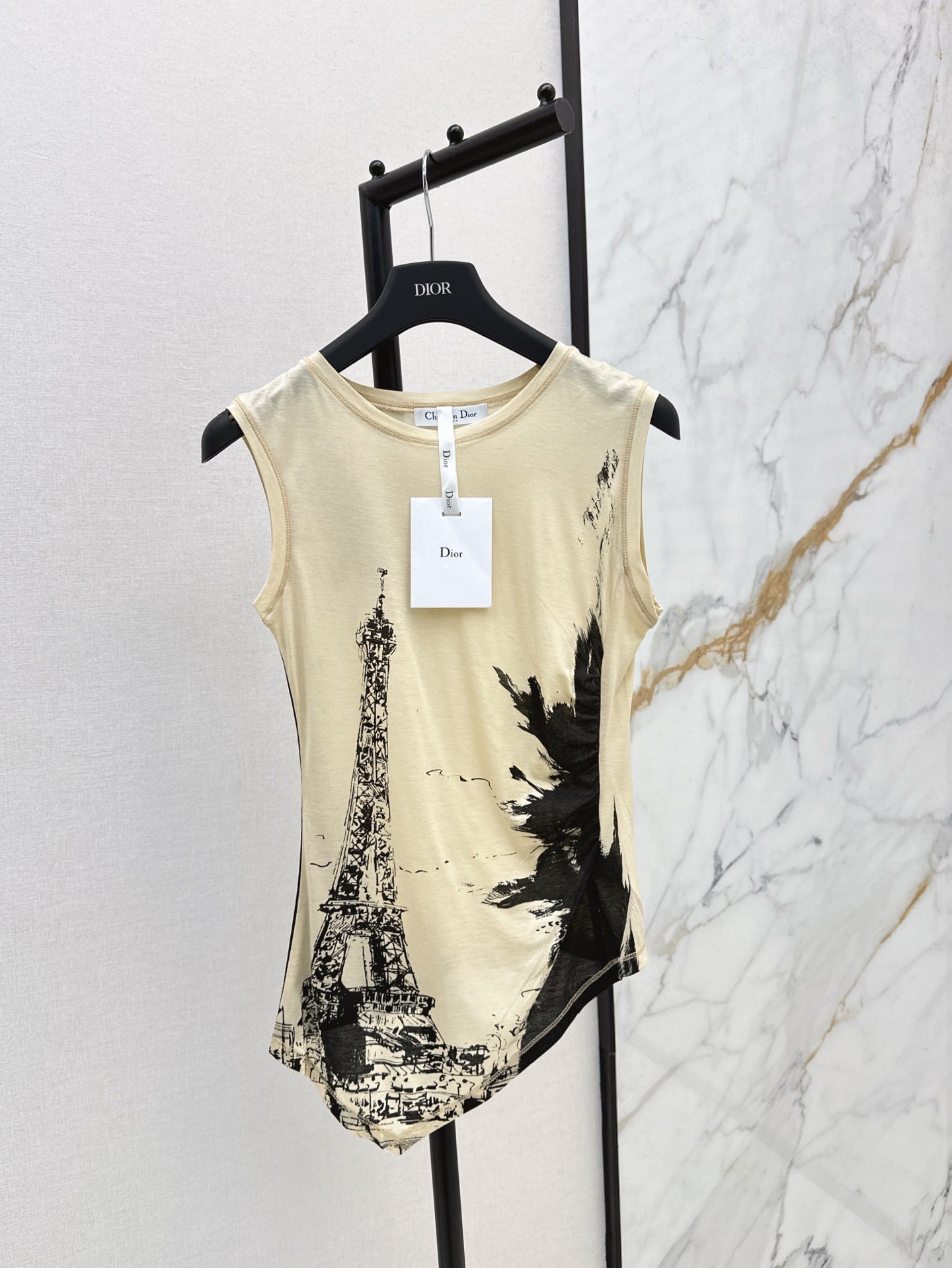 D 25ss printed sleeveless