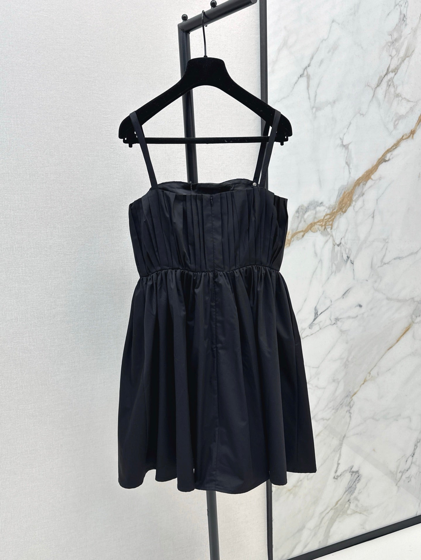 mc 25ss slip dress
