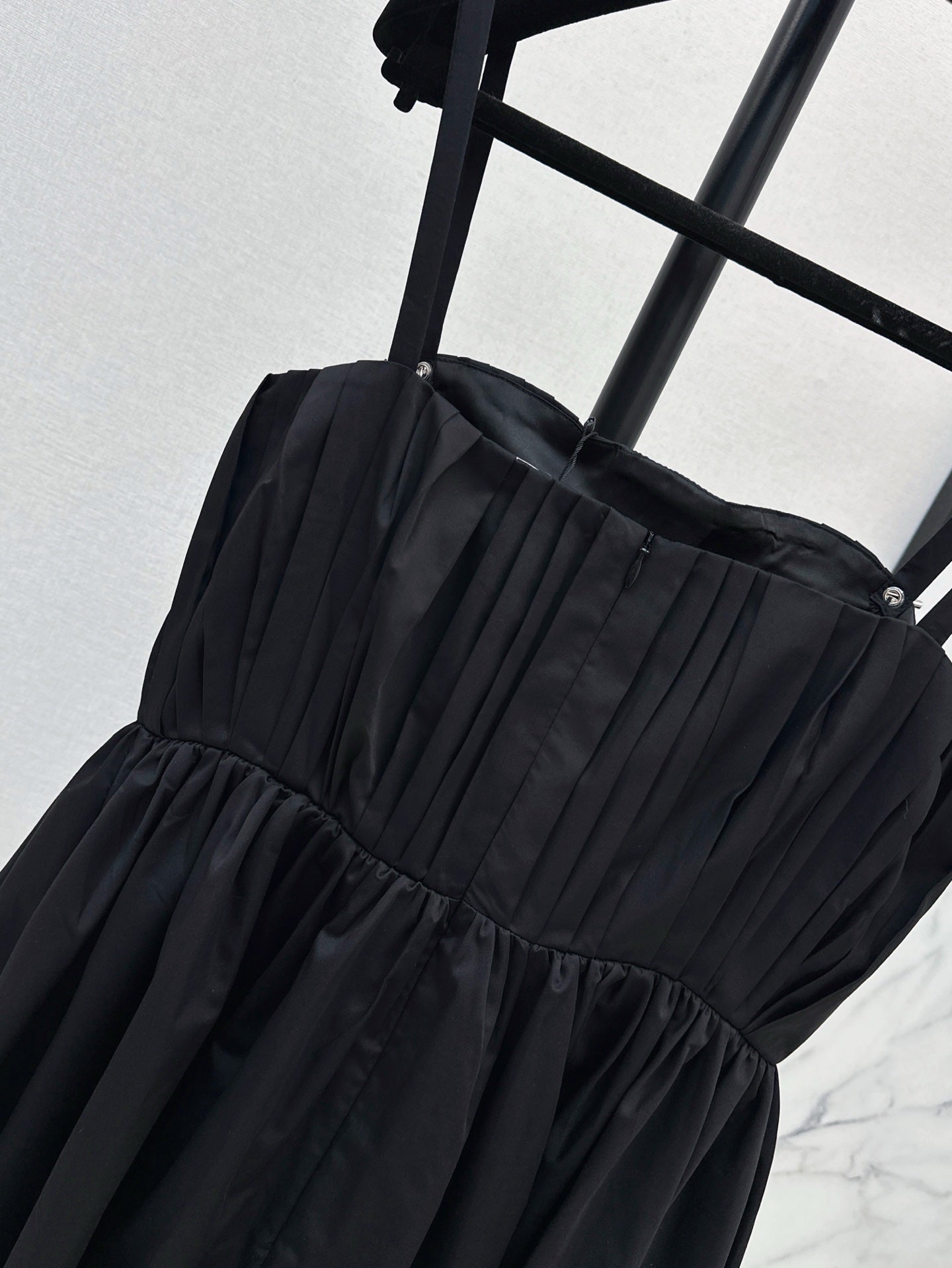 mc 25ss slip dress
