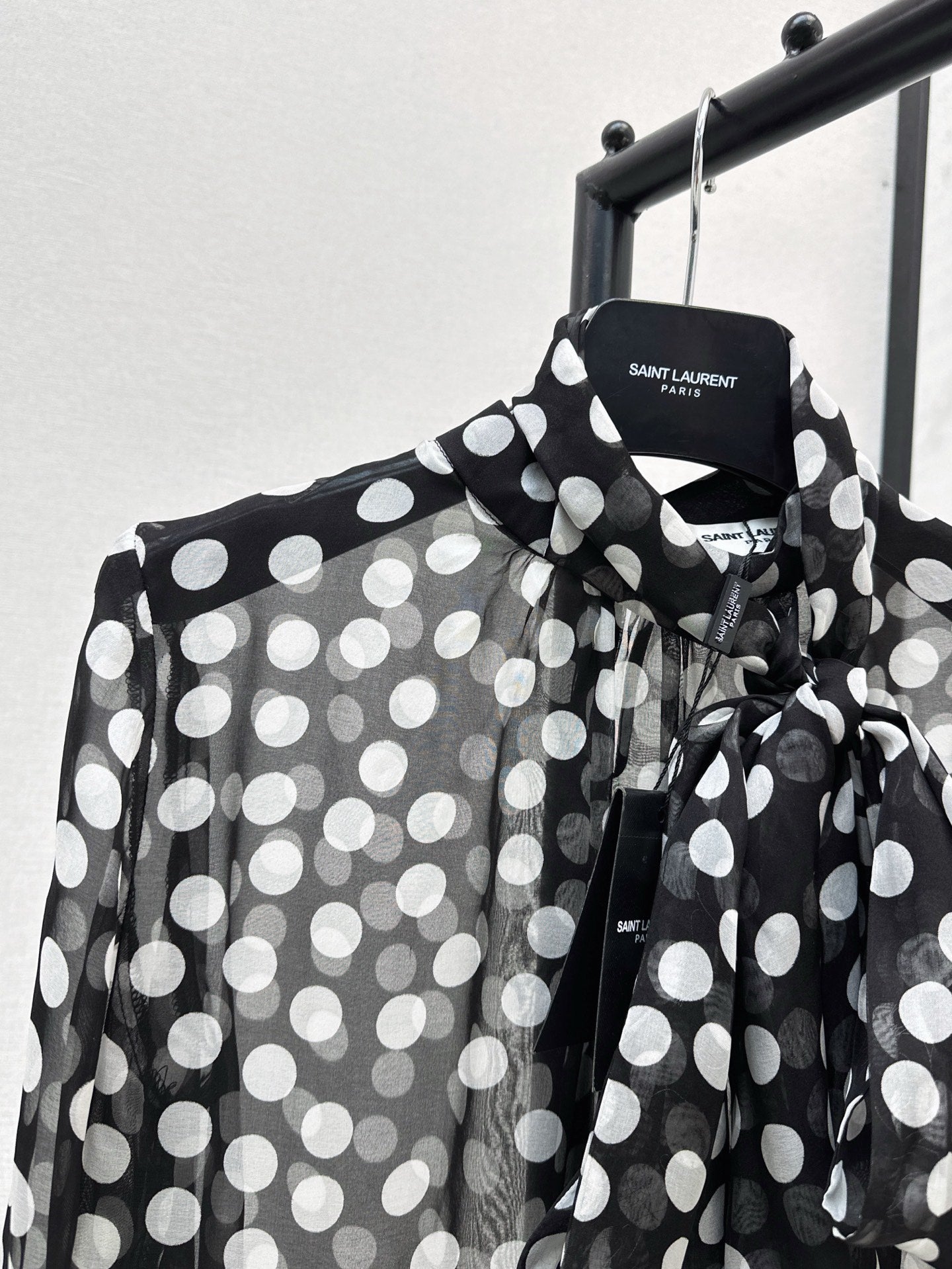 sa 25ss Silk shirt