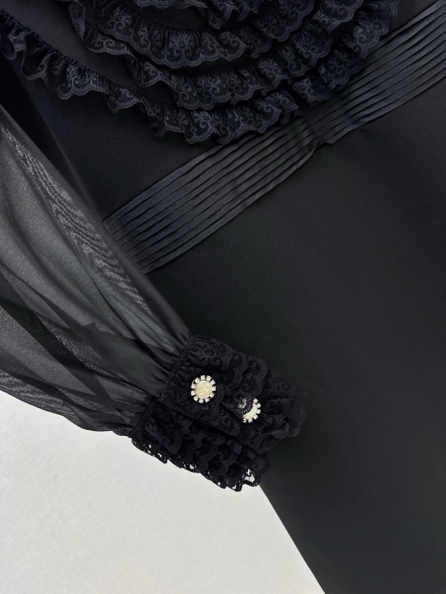 Val 25ss ruffle lace dress