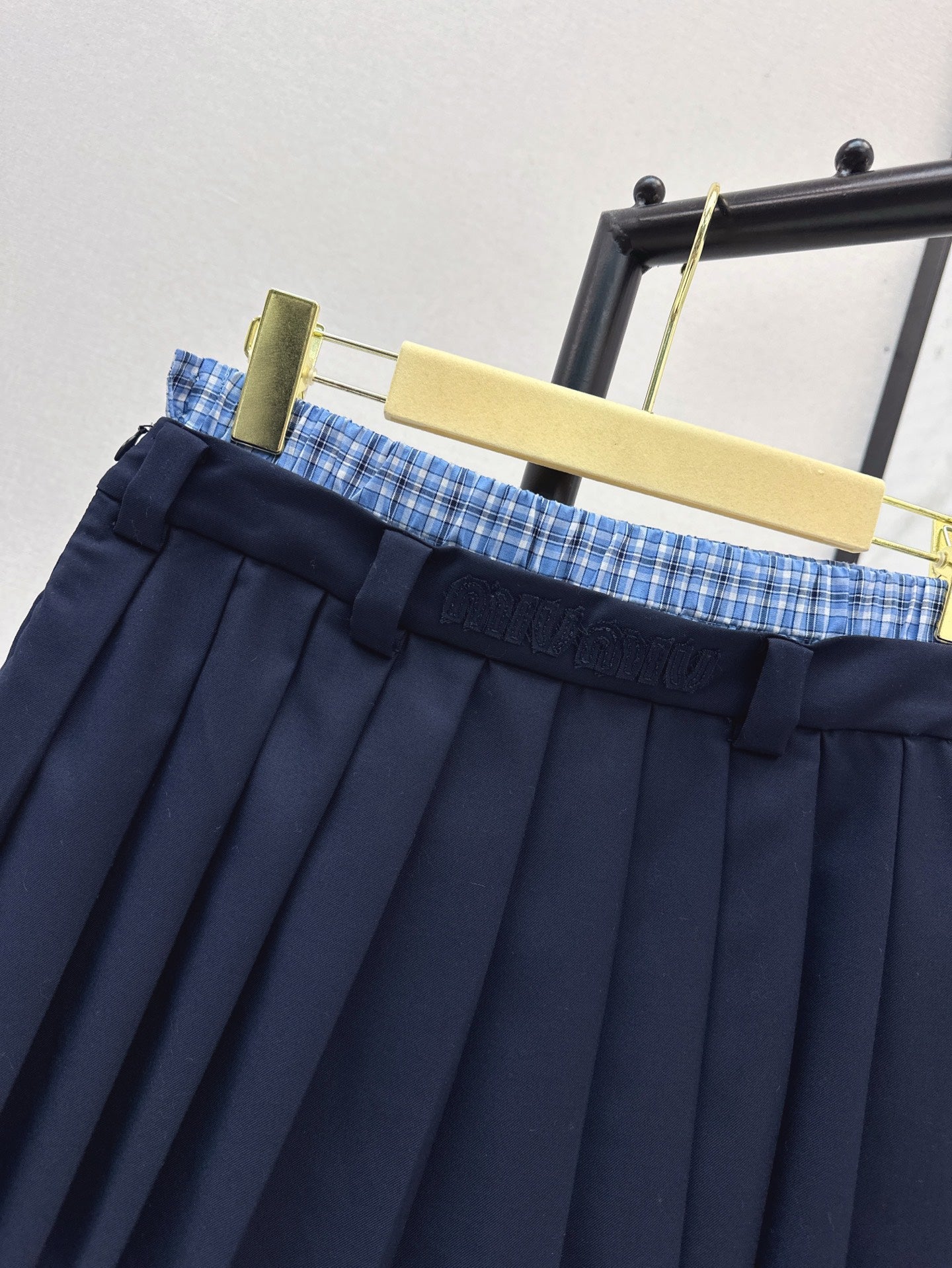 M 25ss pleated skirt