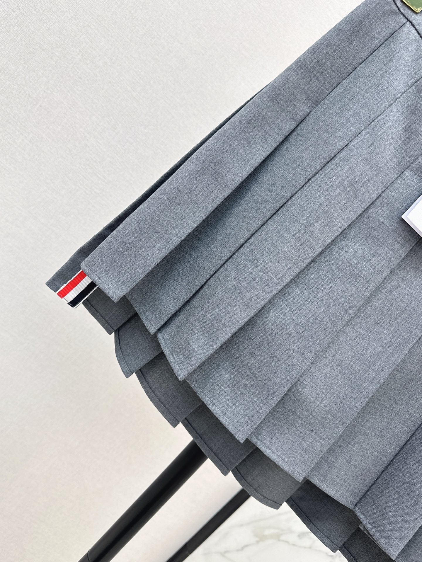 Th 25ss ruffle skirt