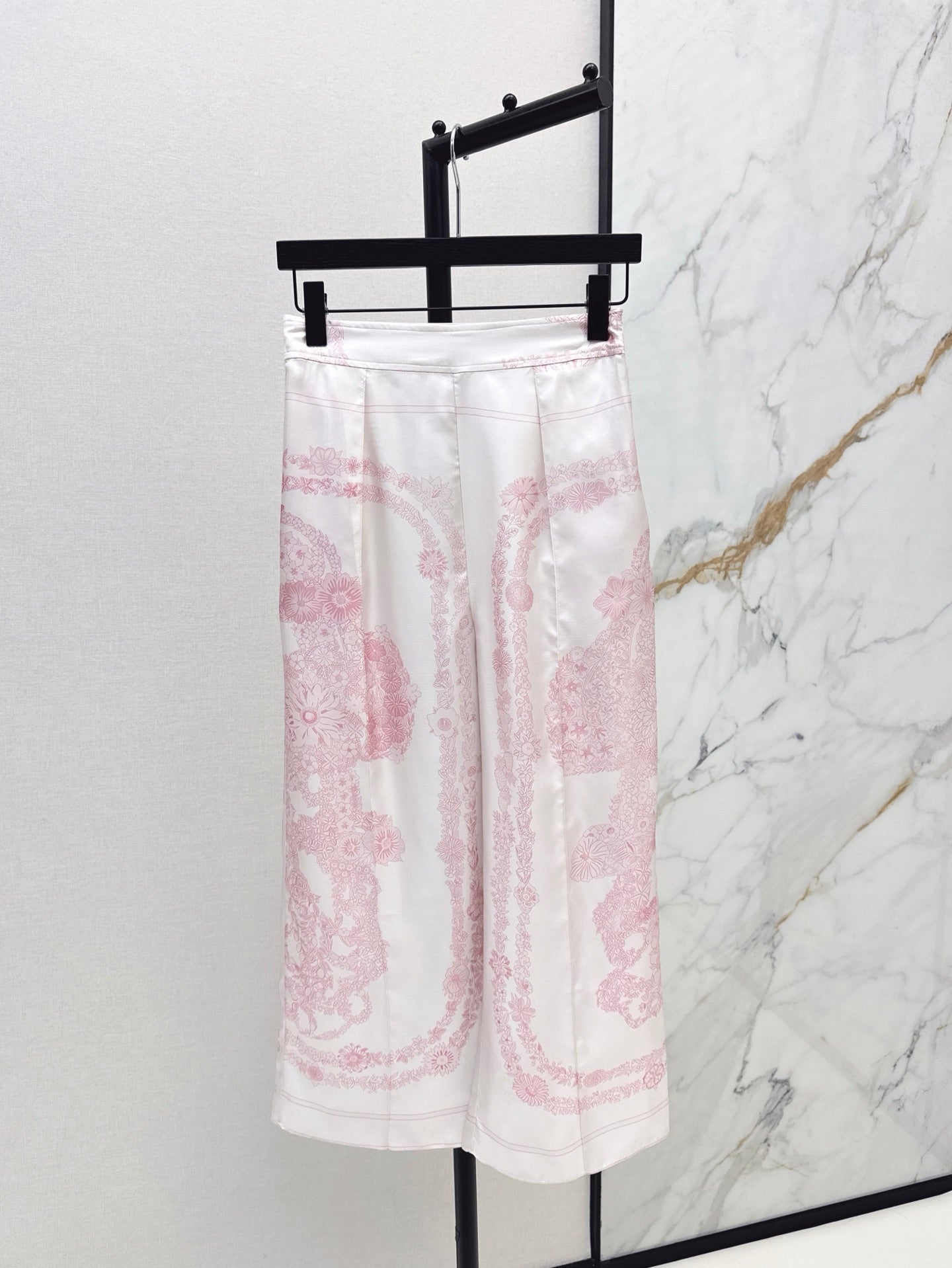 H 25ss Silk pants