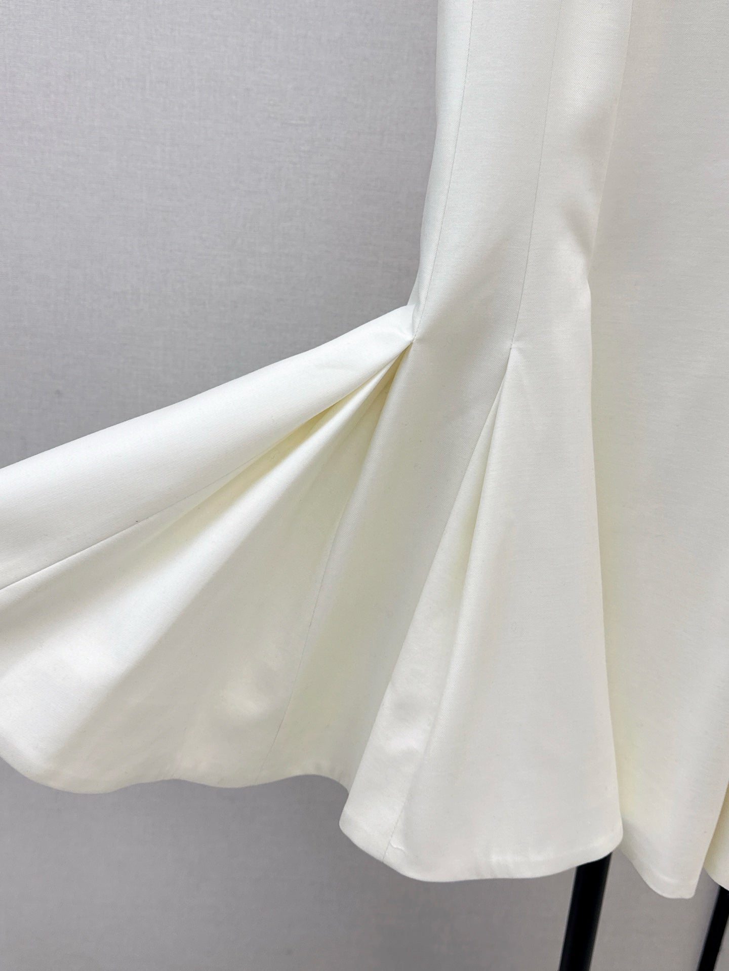 Ba 25ss sleeveless dress
