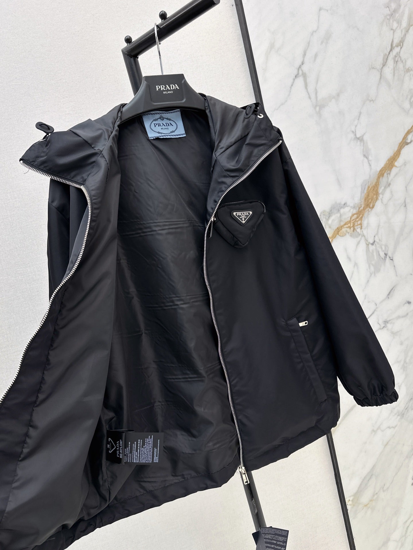 p 25ss hooded jacket