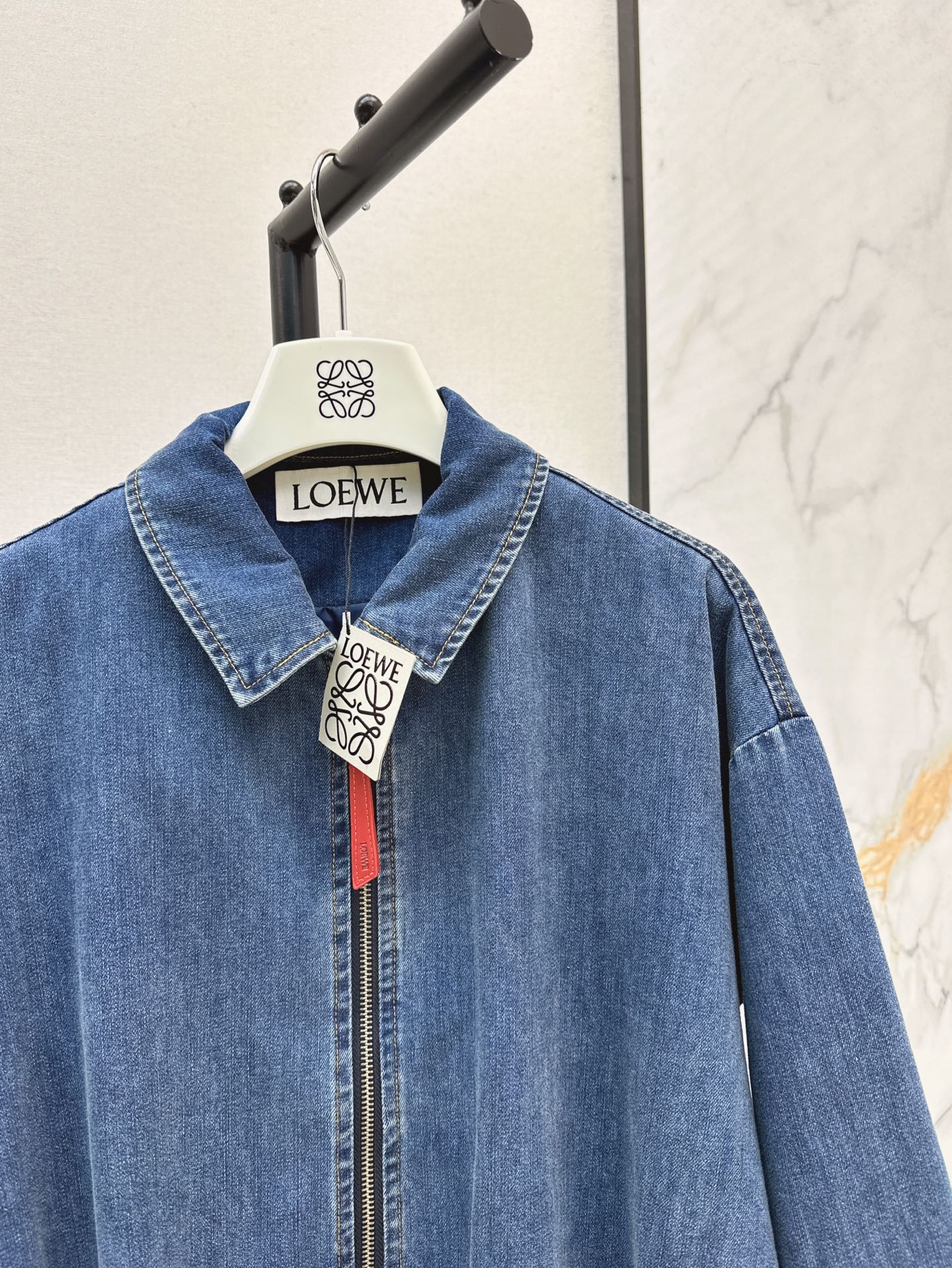 Loe 25ss pleated denim jacket