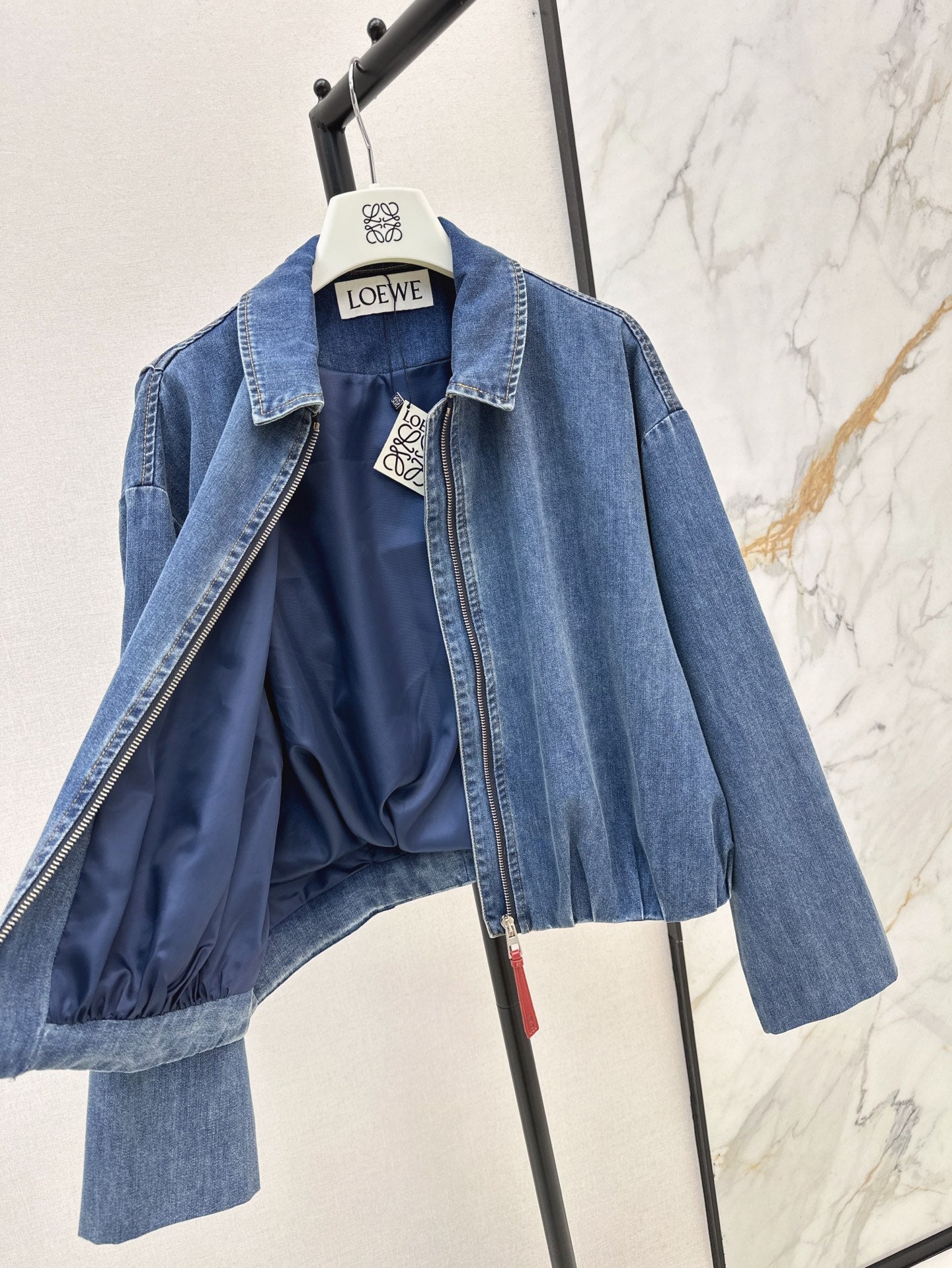 Loe 25ss pleated denim jacket