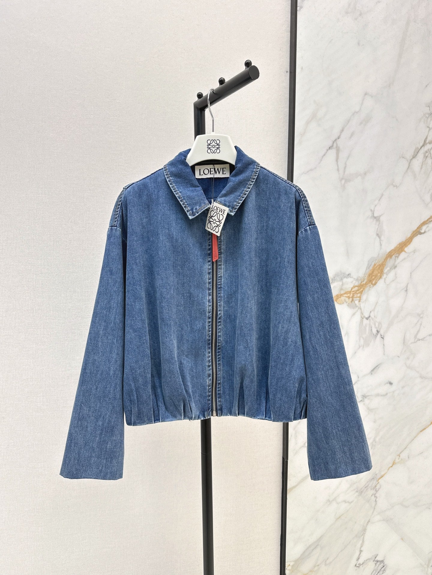 Loe 25ss pleated denim jacket
