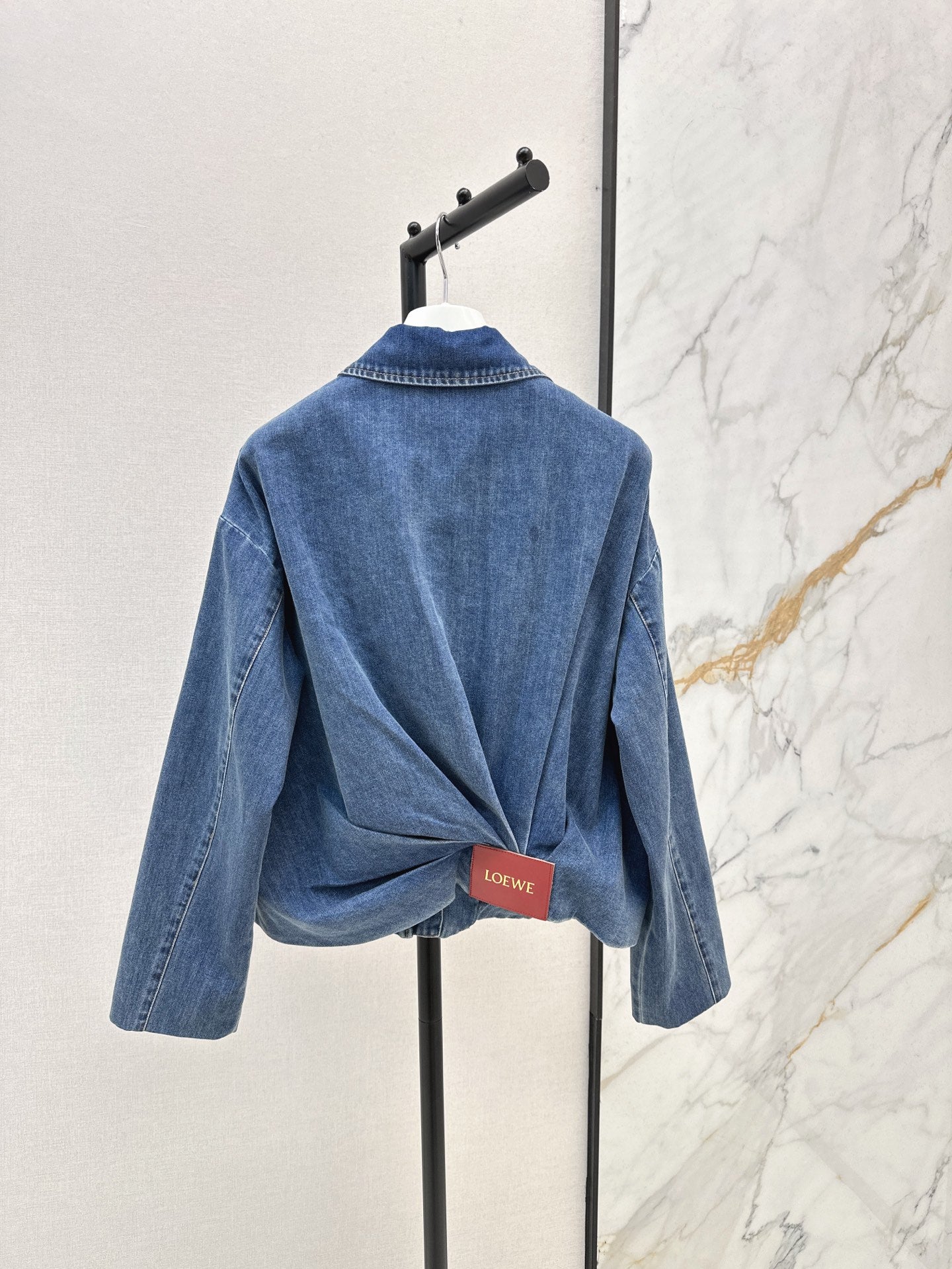 Loe 25ss pleated denim jacket