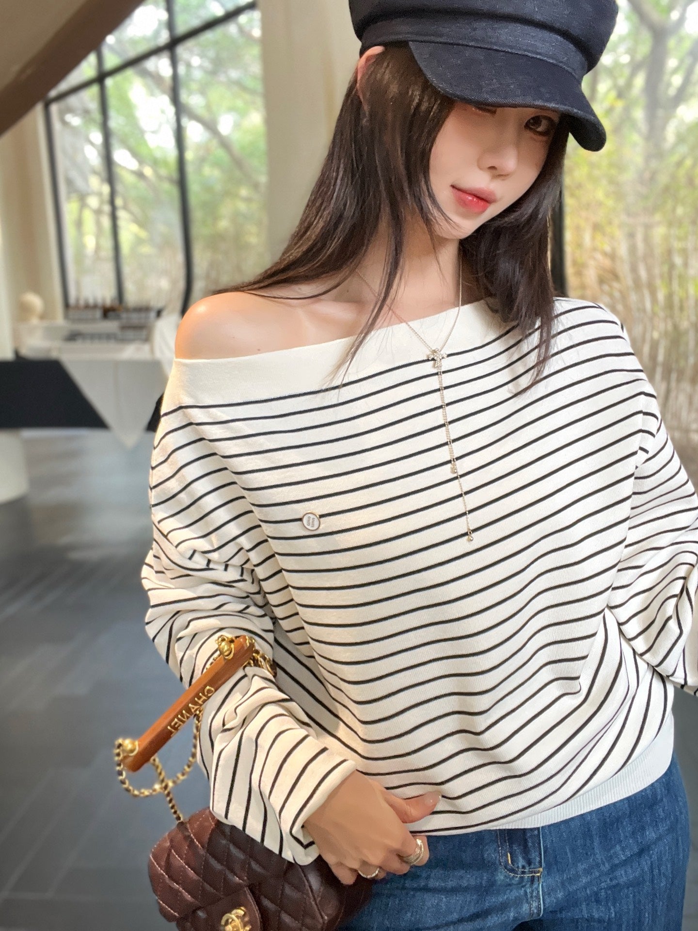 M 25SS Off-shoulder knitted shirt