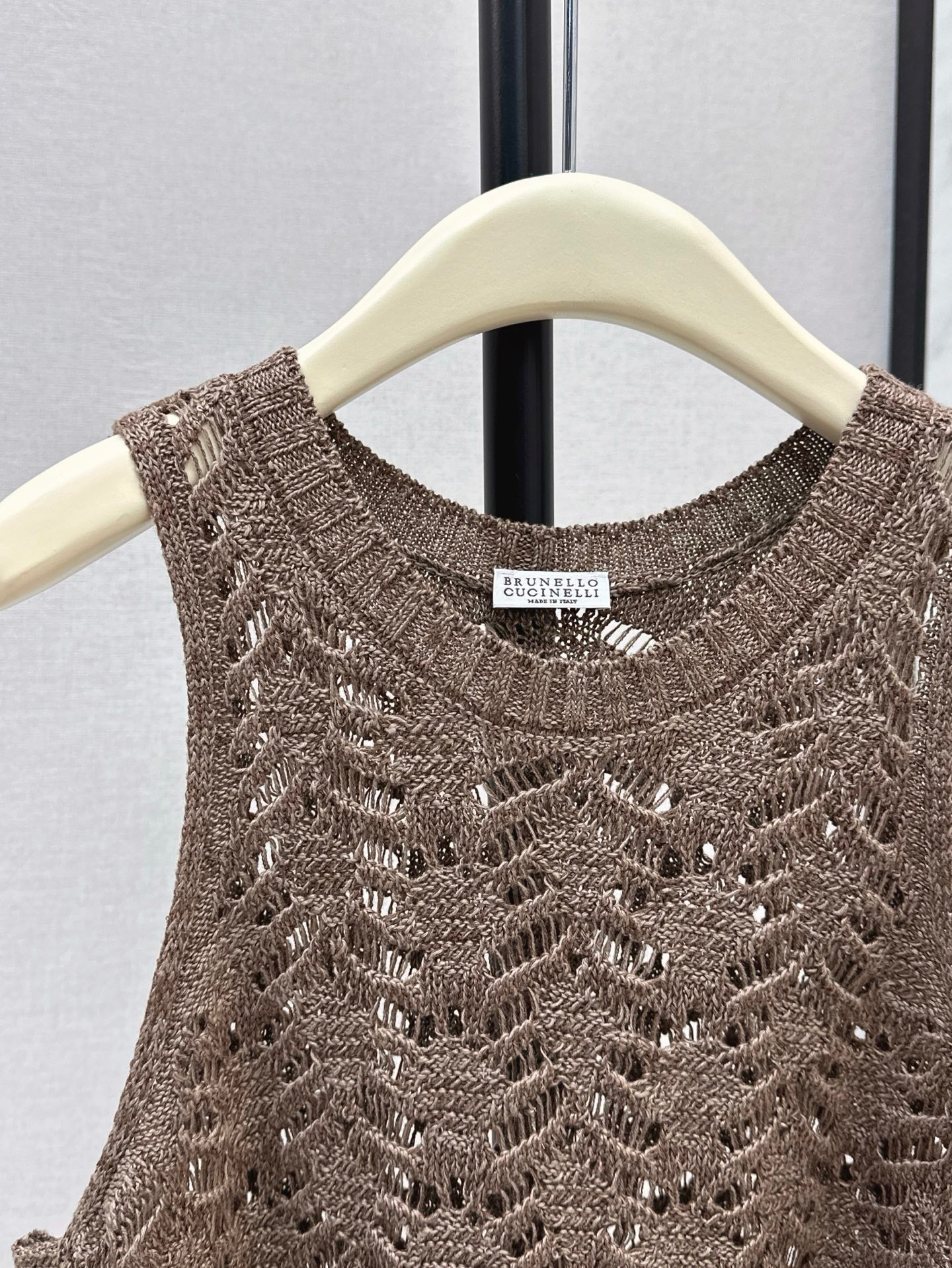 br 25ss hollow vest