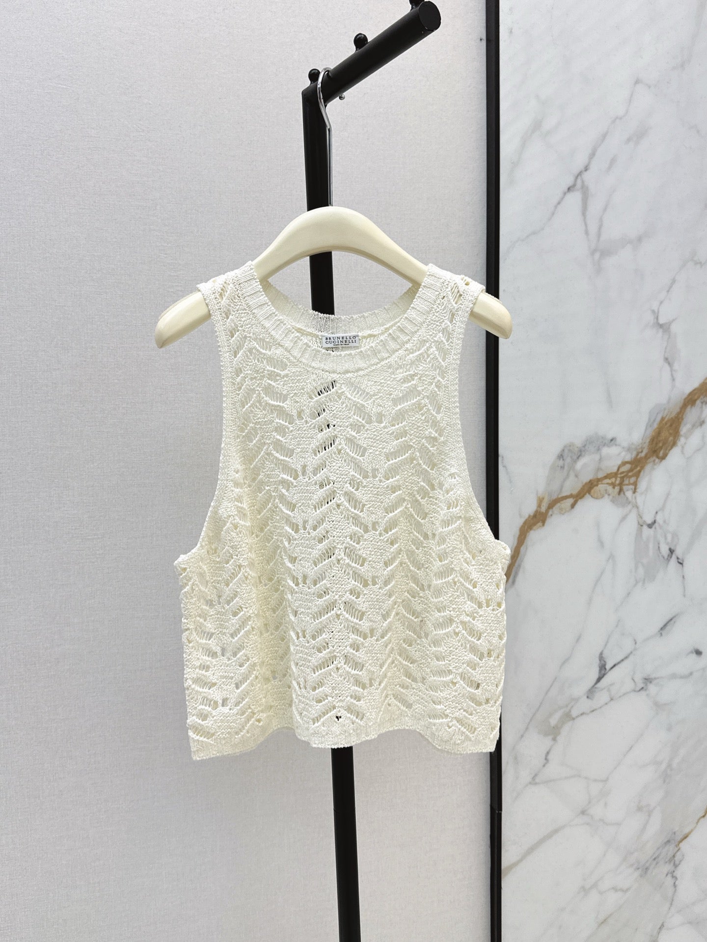 br 25ss hollow vest