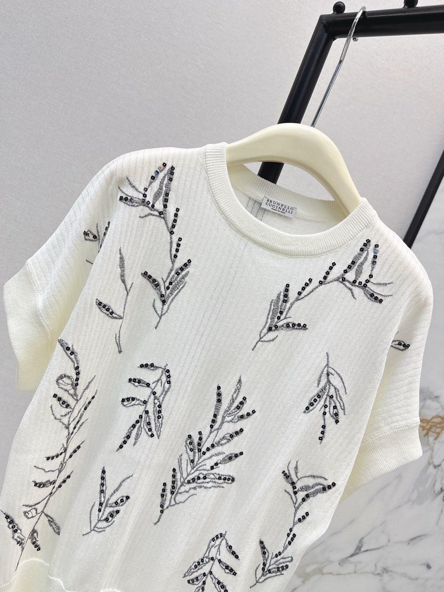 br 25ss beaded t-shirt