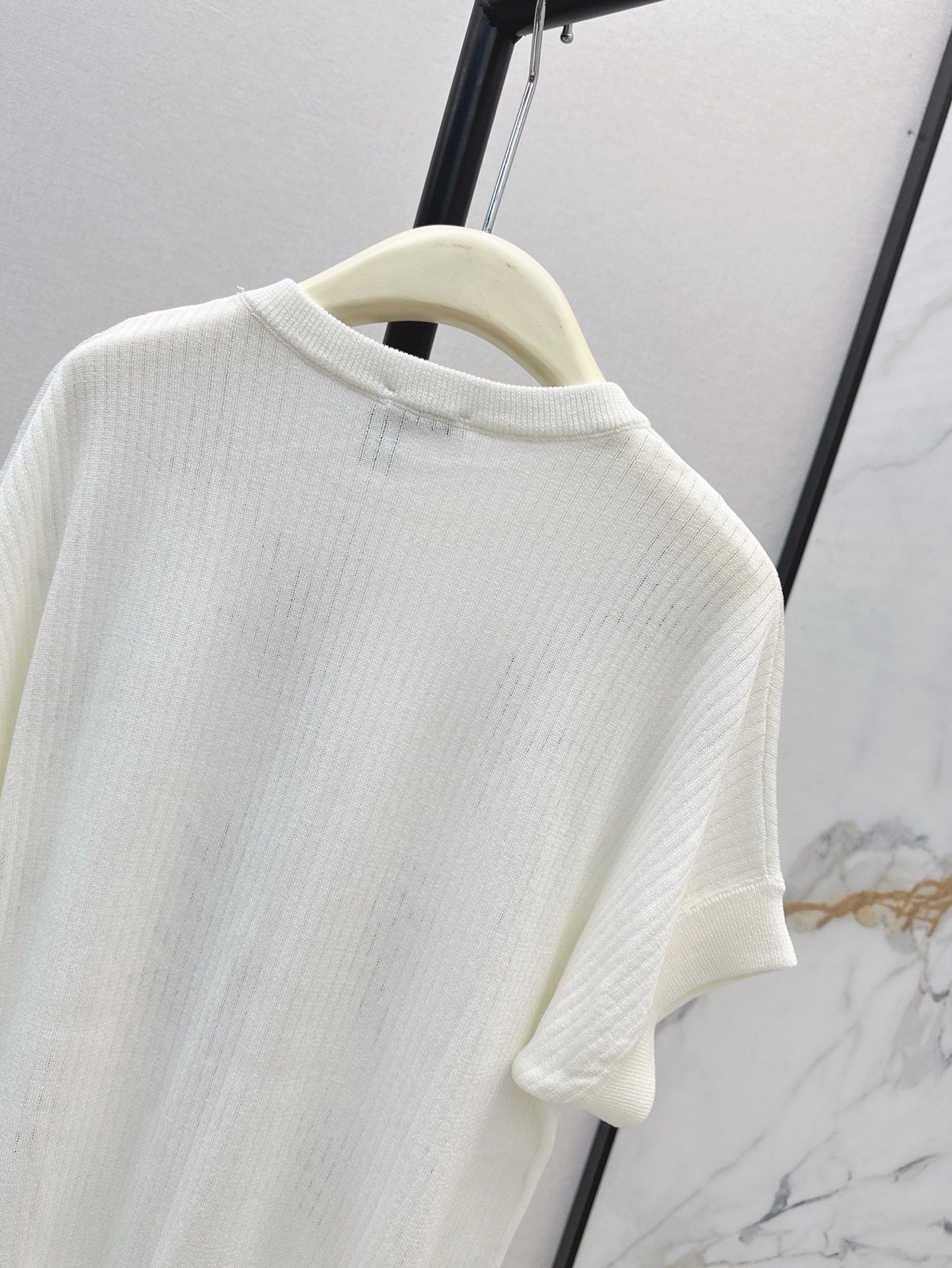 br 25ss beaded t-shirt